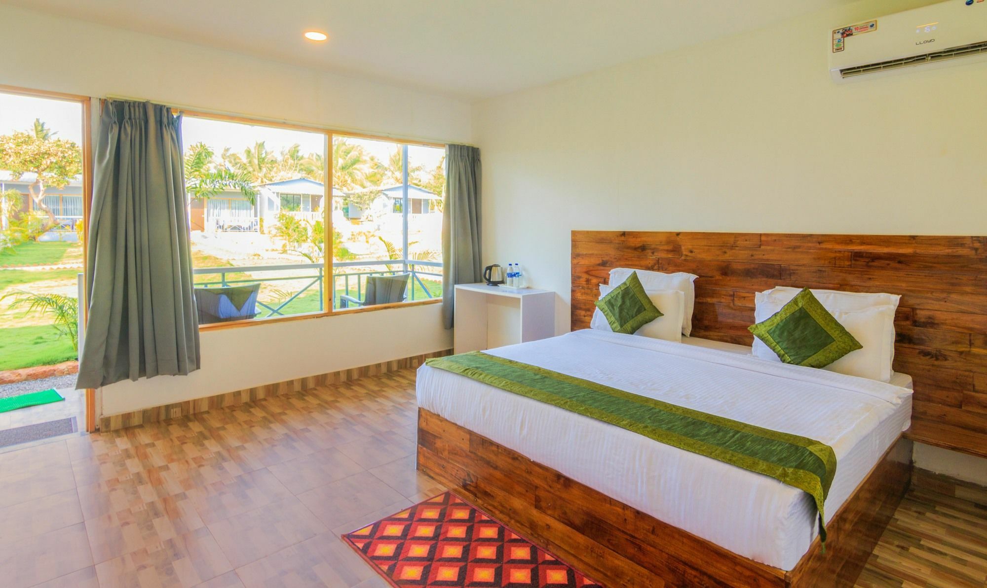 Treebo Lands End Hotel Morjim