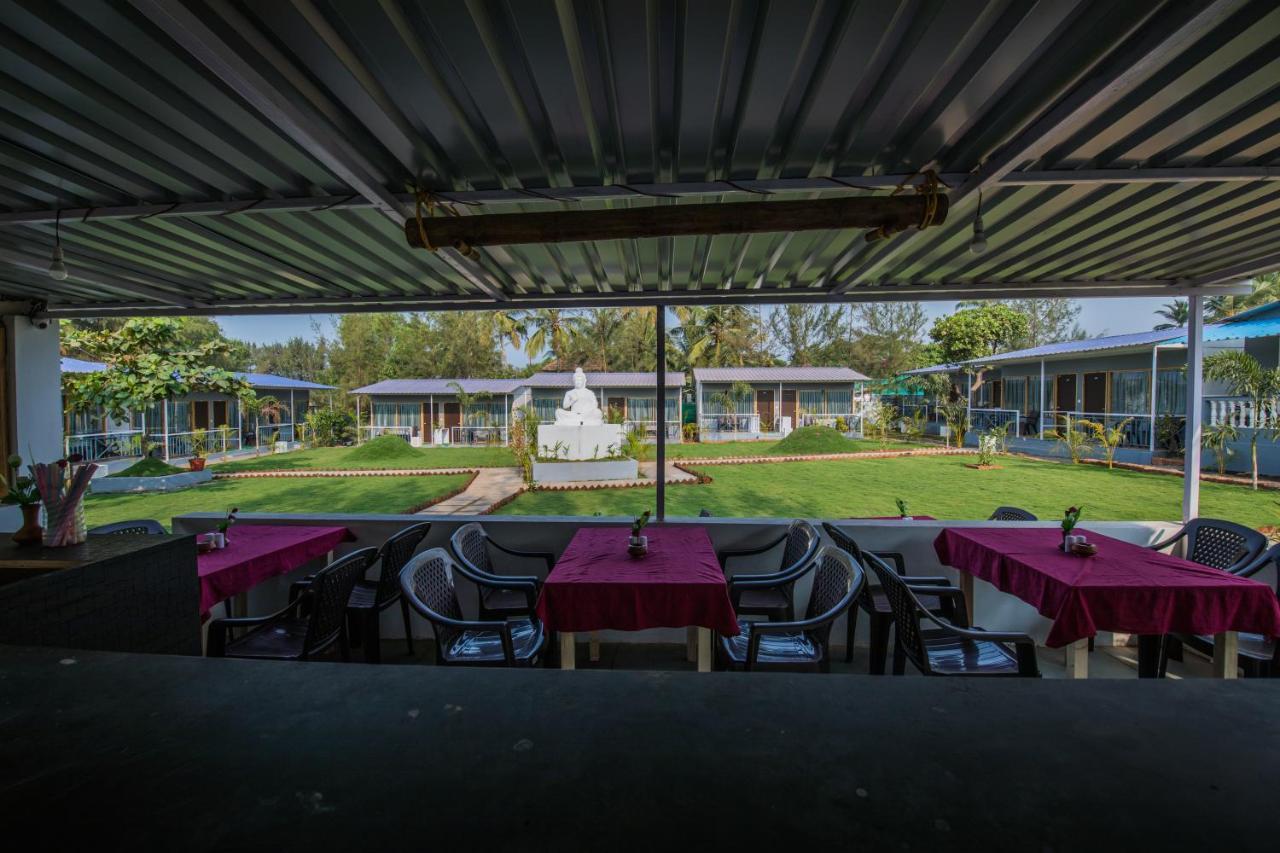 Treebo Lands End Hotel Morjim